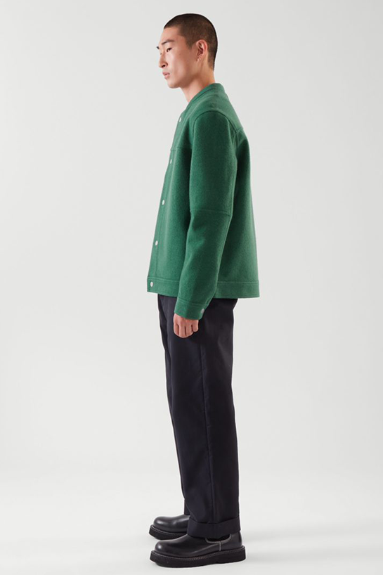 menOuterwear04DetailCut02