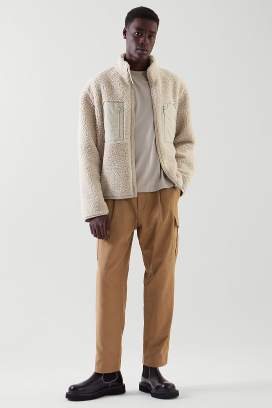 menOuterwear05DetailCut02