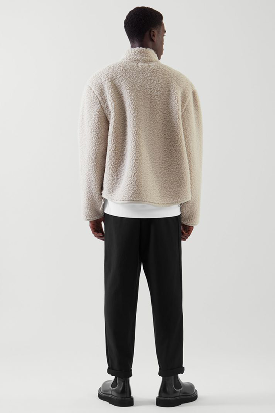 menOuterwear05DetailCut04