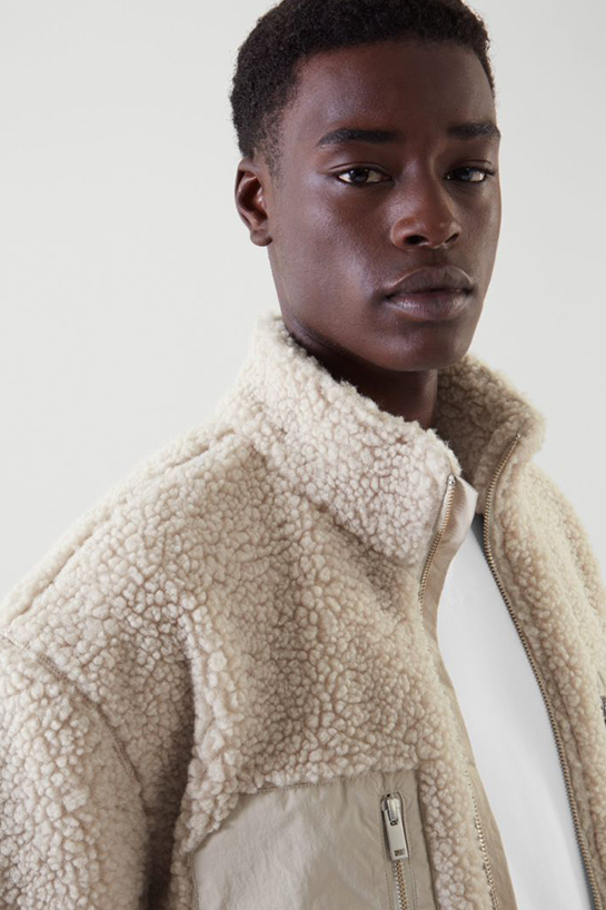 menOuterwear05DetailCut05