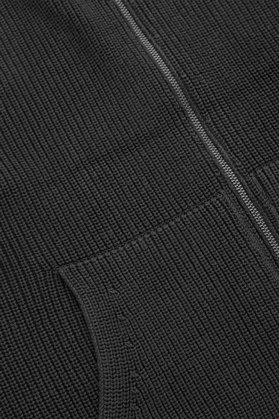 menOuterwear08DetailCut07