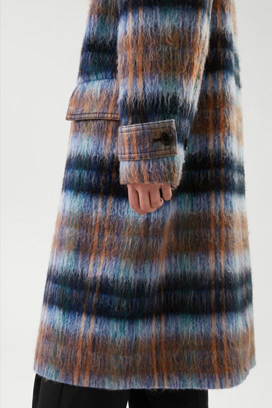 menOuterwear12DetailCut04