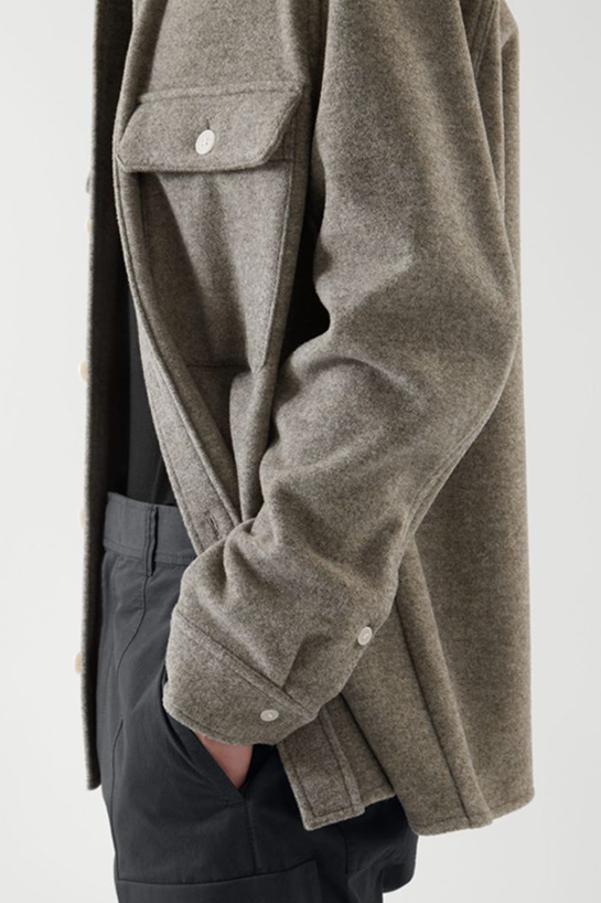 menOuterwear17DetailCut05