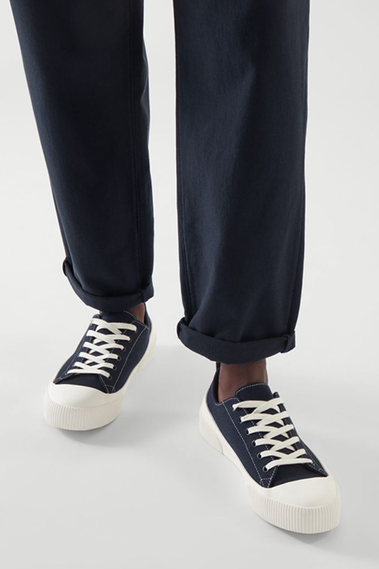 menShoes03DetailCut08