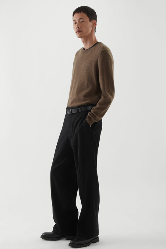menTrousers05DetailCut03