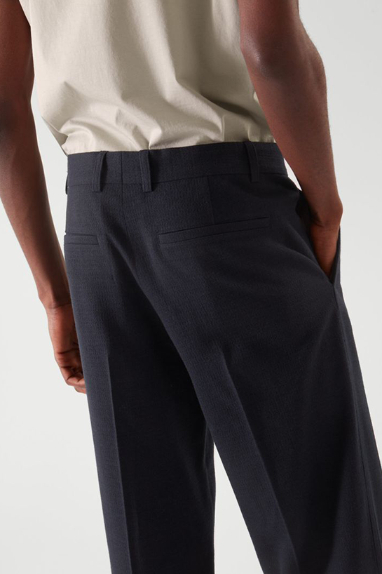 menTrousers06DetailCut05