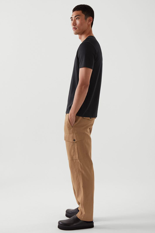 menTrousers07DetailCut03
