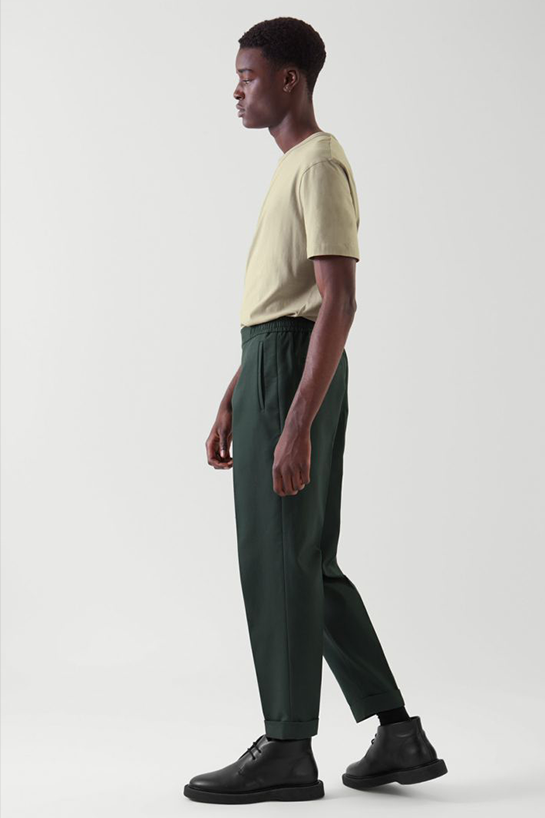menTrousers09DetailCut02