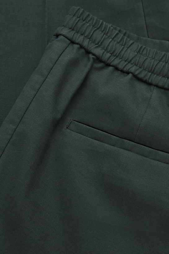 menTrousers09DetailCut06