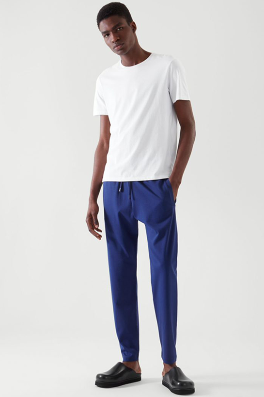 menTrousers18DetailCut01
