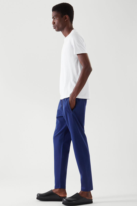 menTrousers18DetailCut05