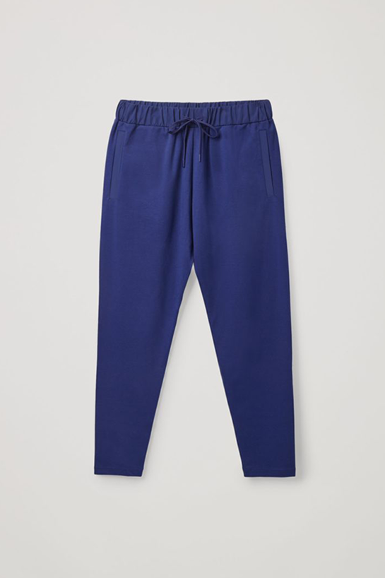 menTrousers18DetailCut07
