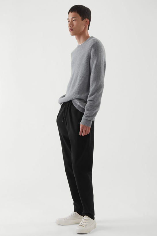 menTrousers19DetailCut03