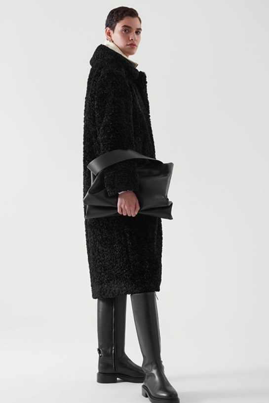 womenOuterwear04DetailCut04