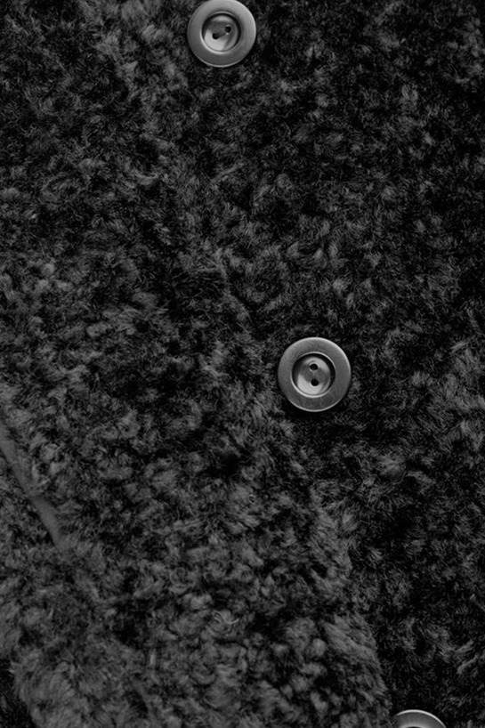 womenOuterwear04DetailCut05
