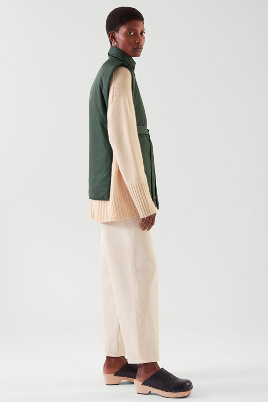 womenOuterwear05DetailCut02