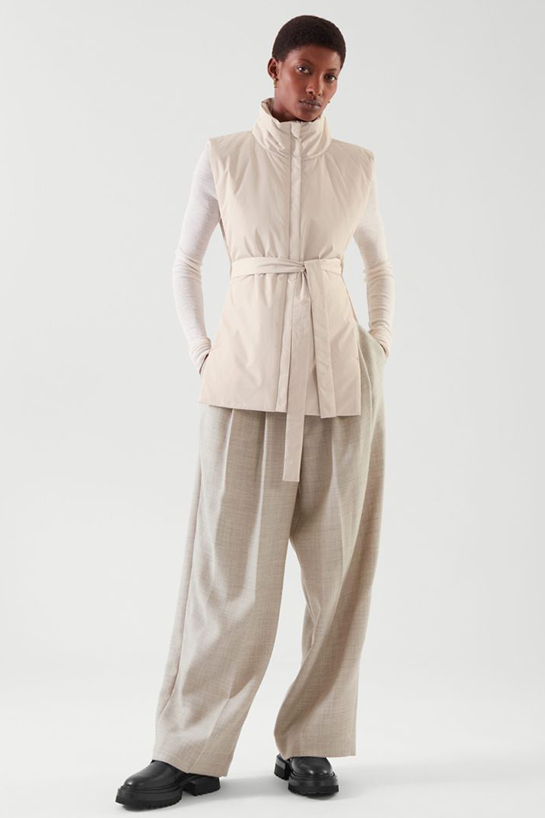 womenOuterwear06DetailCut01