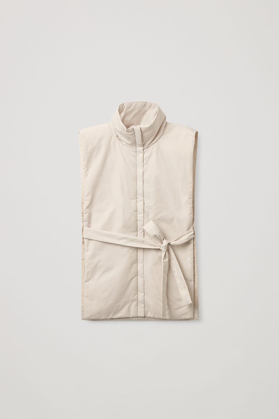 womenOuterwear06DetailCut04