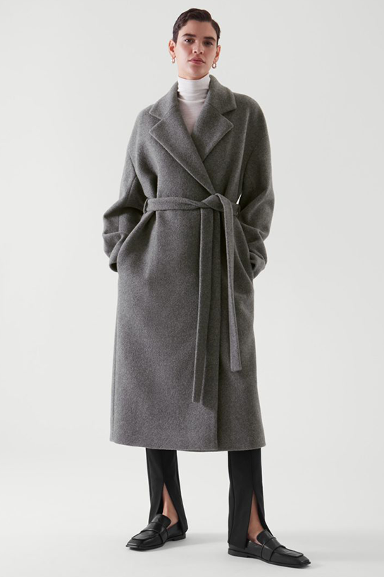 womenOuterwear07DetailCut04