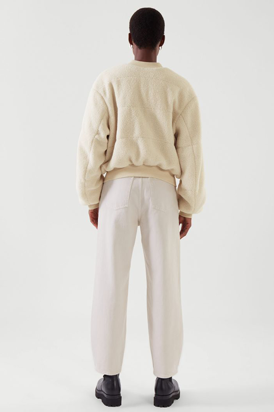womenOuterwear09DetailCut03