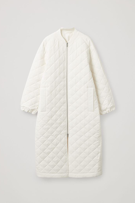 womenOuterwear12DetailCut07
