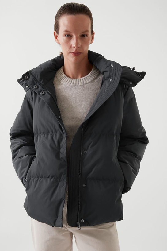 womenOuterwear13DetailCut01