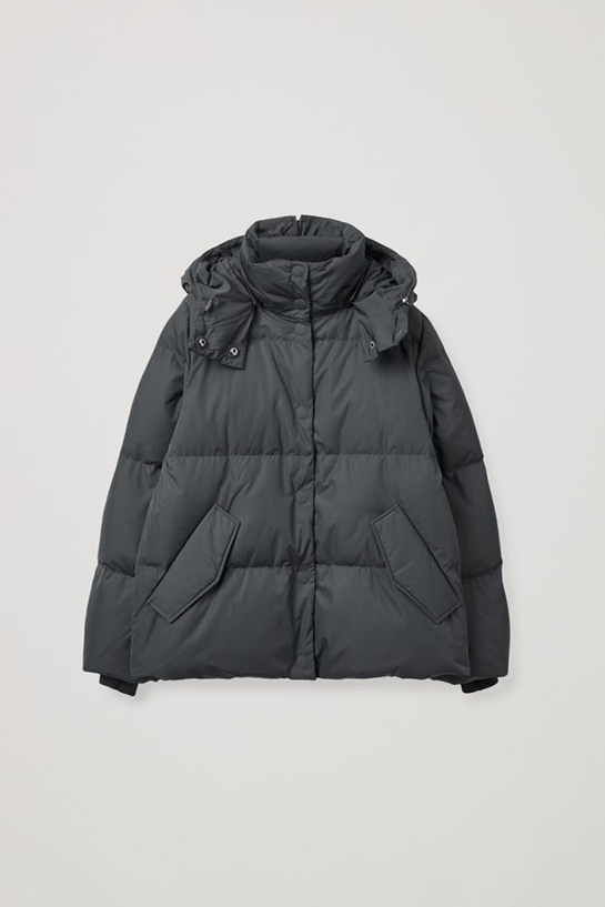 womenOuterwear13DetailCut07