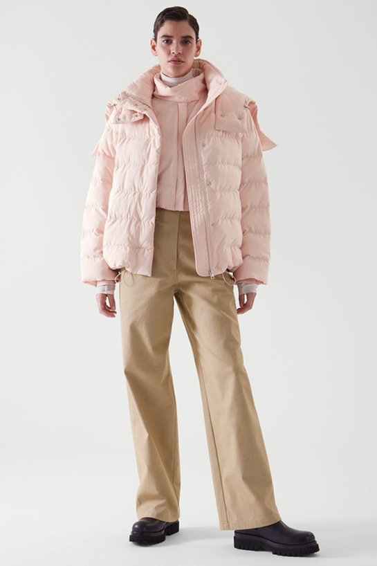 womenOuterwear15DetailCut05