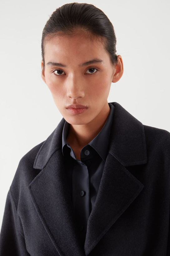 womenOuterwear18DetailCut03