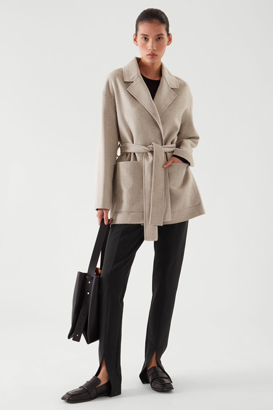 womenOuterwear19DetailCut02