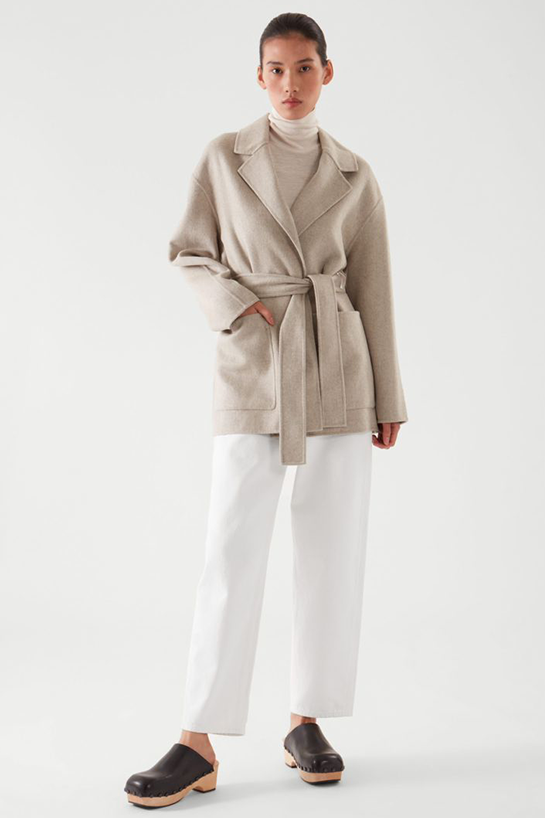 womenOuterwear19DetailCut04