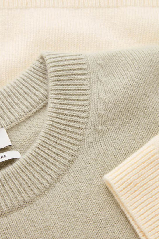 womenTops02DetailCut06