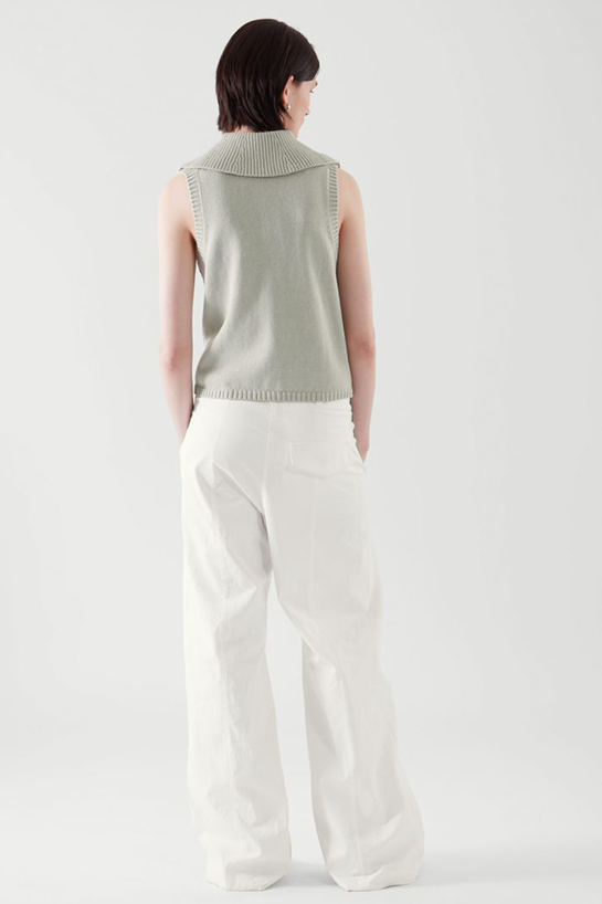 womenTops04DetailCut05