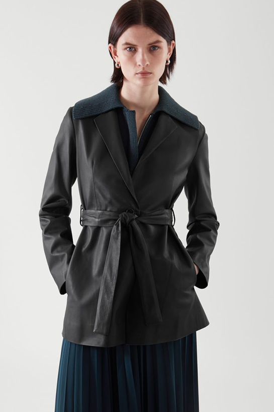 womenTops05DetailCut03