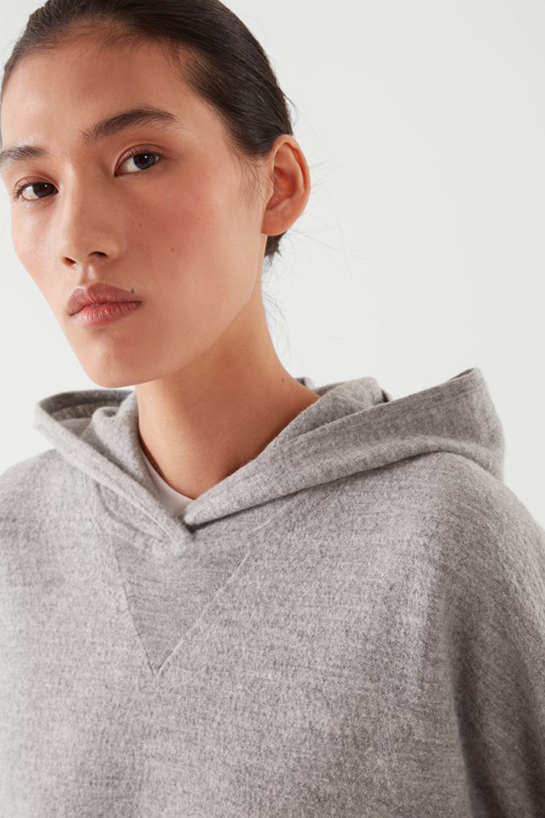 womenTops07DetailCut02