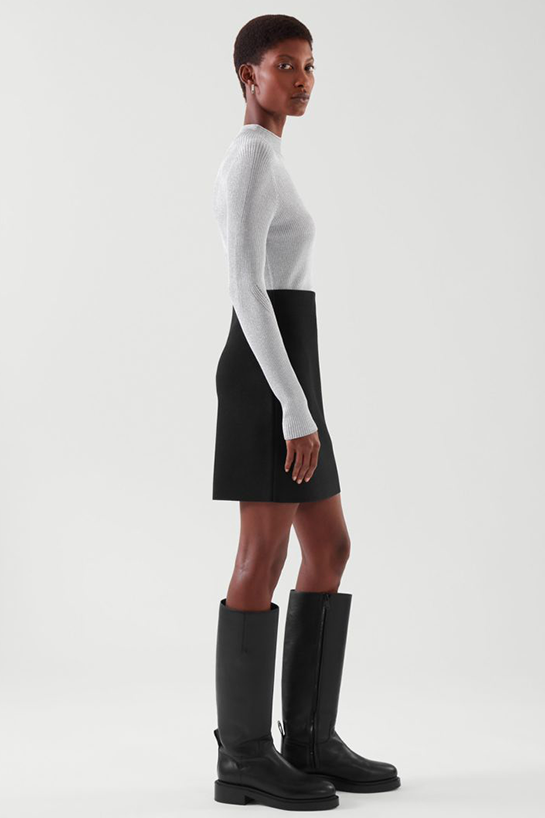 womenTops08DetailCut02