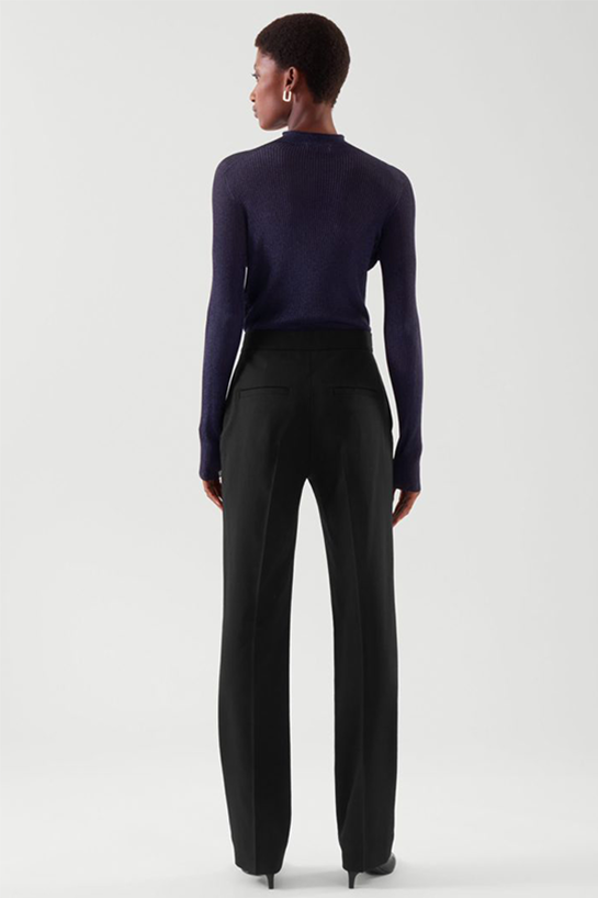 womenTops09DetailCut03