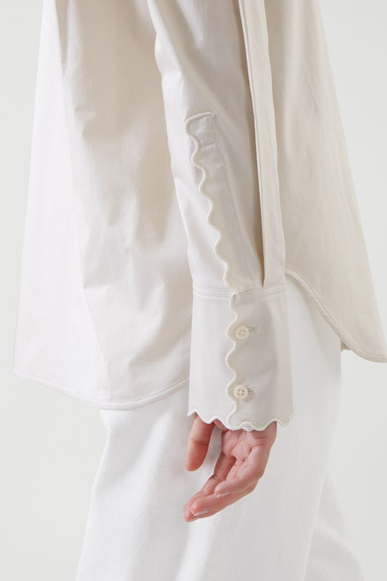 womenTops12DetailCut05
