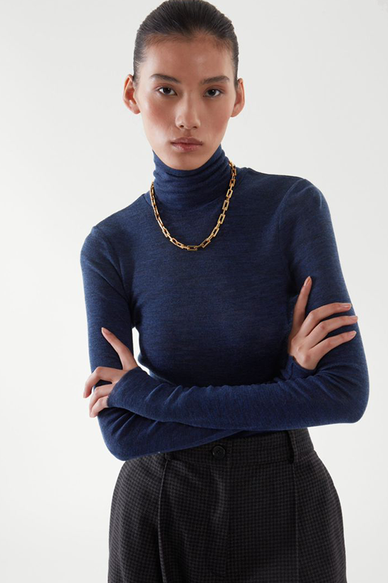 womenTops18DetailCut01