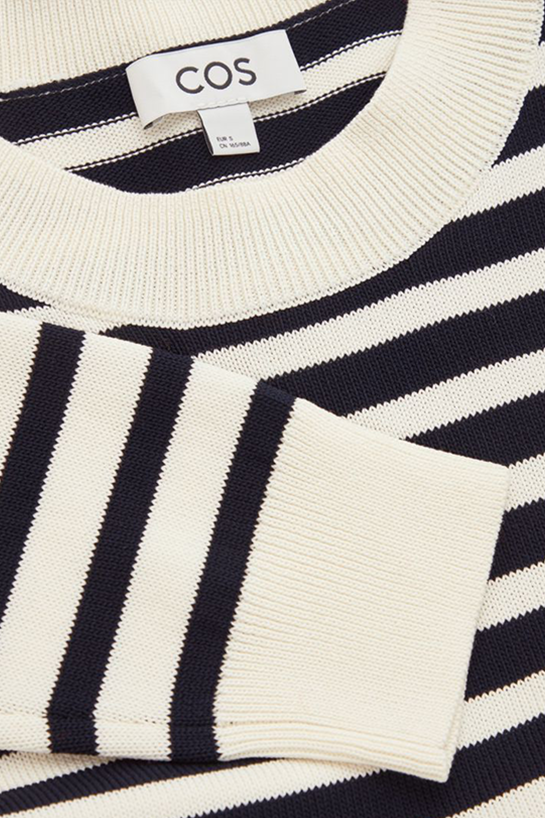 womenTops21DetailCut07