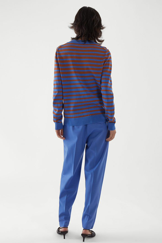 womenTops22DetailCut05