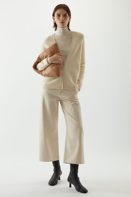 womenTops23DetailCut06