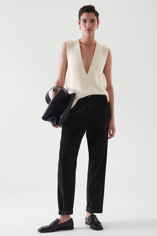 womenTrousers02DetailCut06