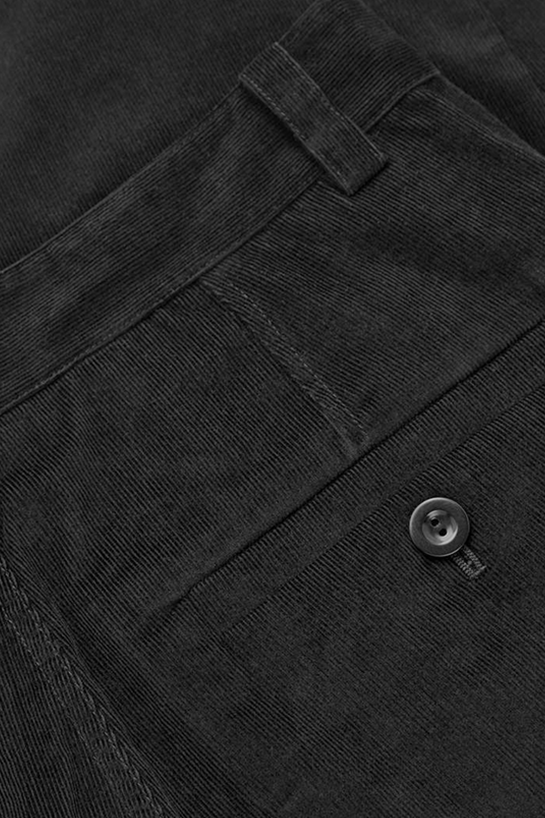 womenTrousers02DetailCut08