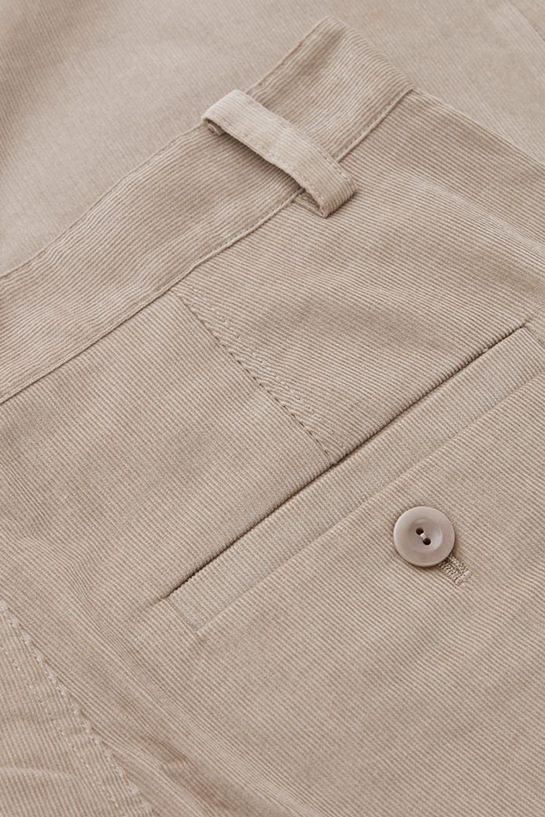womenTrousers03DetailCut08