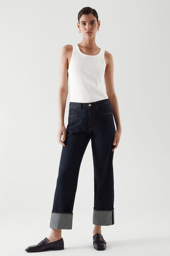 womenTrousers04DetailCut01