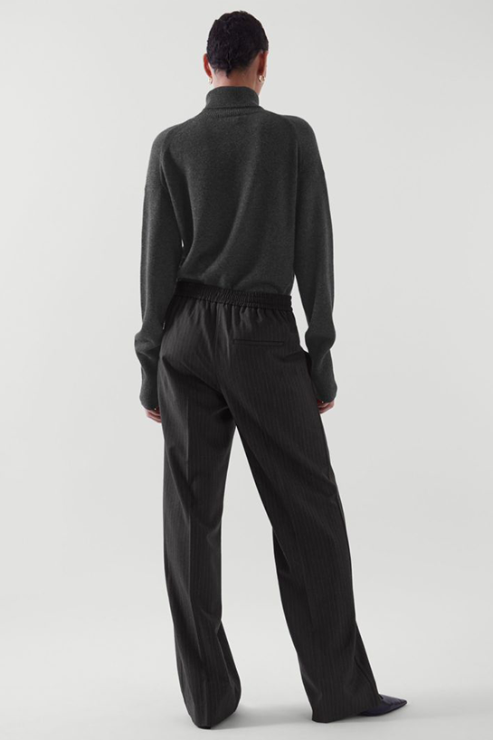 womenTrousers05DetailCut04