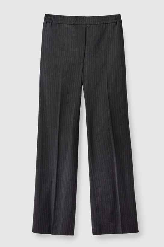 womenTrousers05DetailCut07