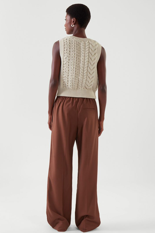 womenTrousers06DetailCut04