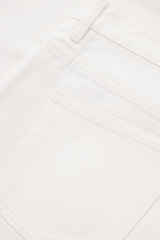 womenTrousers09DetailCut08